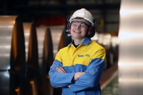 Shane Ash - bob amser yn ei herio’i hunan